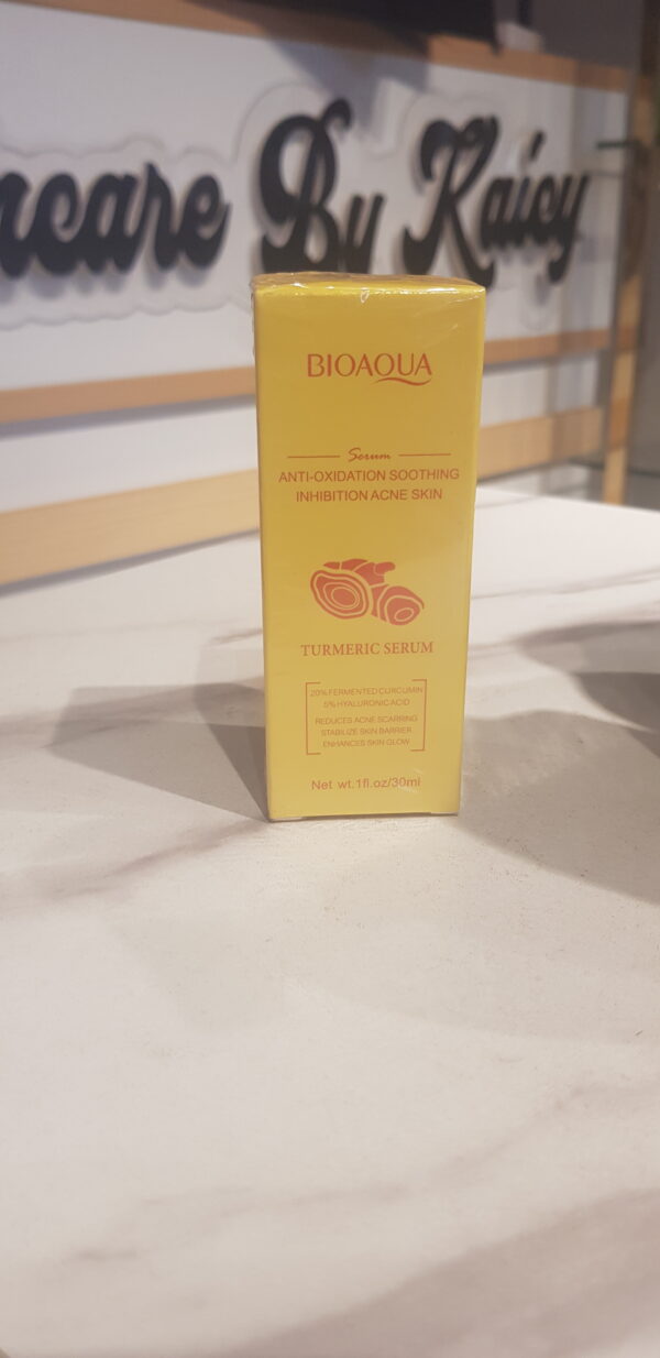 Le BIOAQUA Turmeric Serum BIOAQUA Turmeric Serum – Sérum à la Curcumine 30 ml