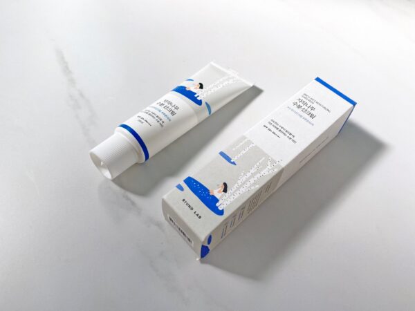 ROUND LAB Birch Juice Moisturizing Sun Cream1 ROUND LAB Birch Juice Moisturizing Sun Cream SPF50+ PA++++ – Crème Solaire Hydratante à la Sève de Bouleau 50 ml
